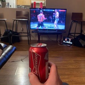 Meet your Posher, Max